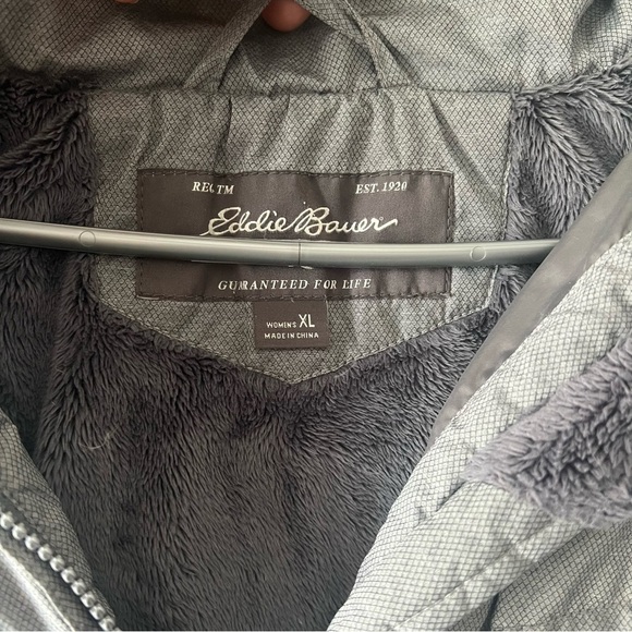 Eddie Bauer Grey Down Puffer Jacket Size XL - Picture 3 of 12